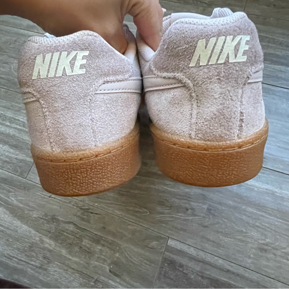 Nike Women’s Court Royale Suede Sneakers 'Silt Red' size 11 Taupe Rose Casual - Picture 8 of 10